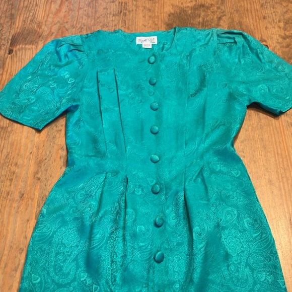 Vintage Papell Too petites 100% silk size 6 paisley design. Excellent condition. - Picture 2 of 14